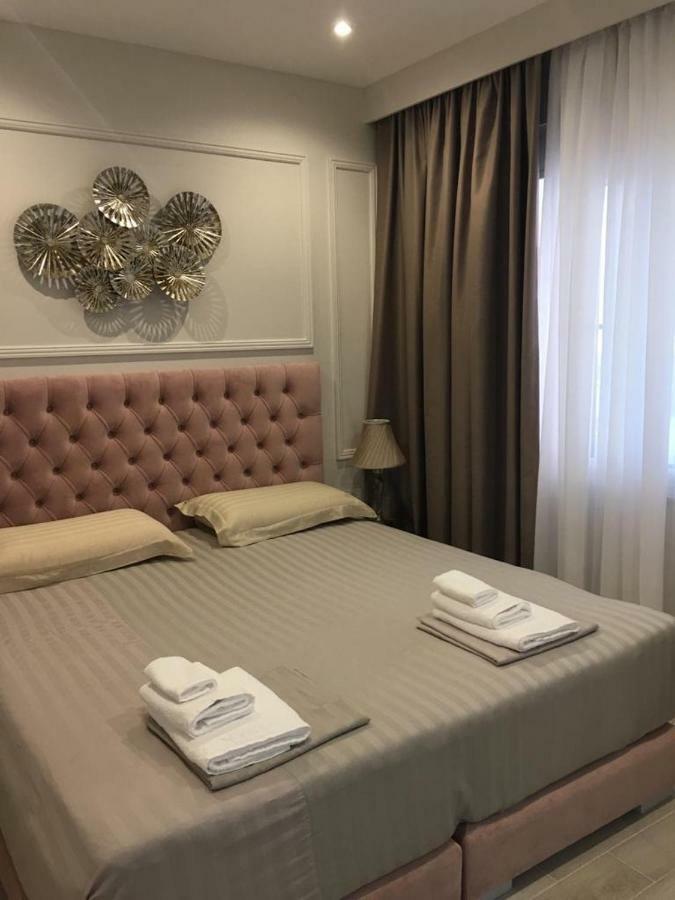 Onira Luxury Rooms Саранда Экстерьер фото